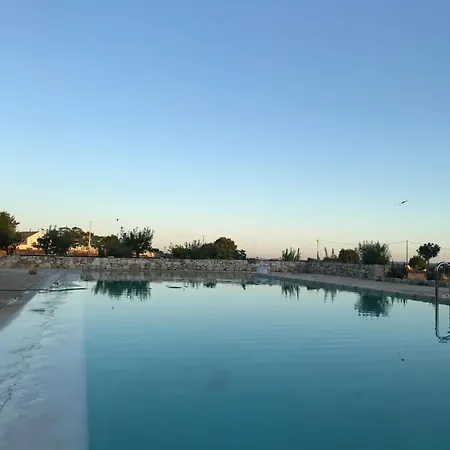 Colleprogna Trulli Charme With Pool Appartamento *