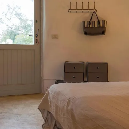 Colleprogna Trulli Charme With Pool Apartment *